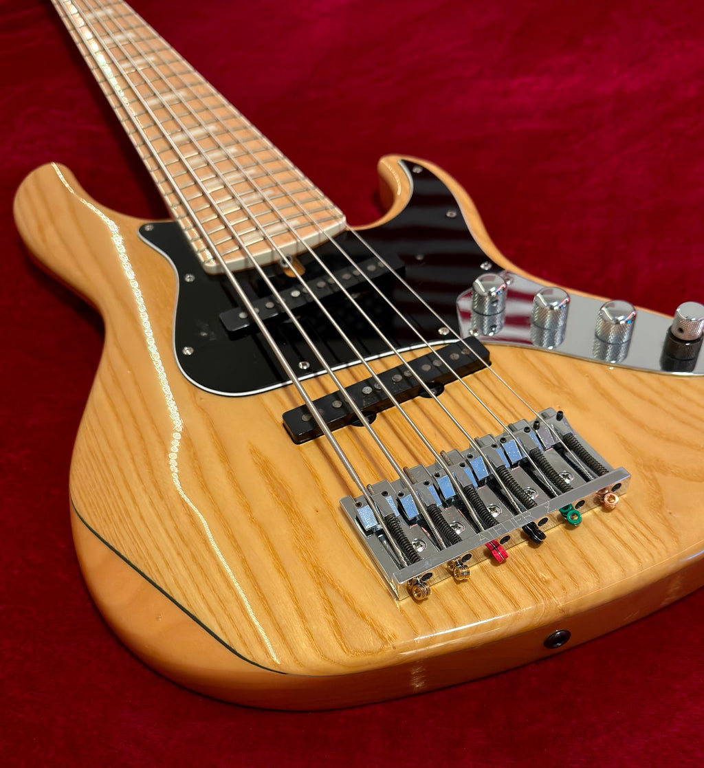 Atelier Z Beta 6 Custom - Swamp Ash Top